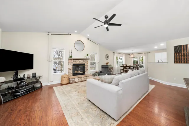 $419,900 | 750 4th Court, Salem Lakes, WI 53170