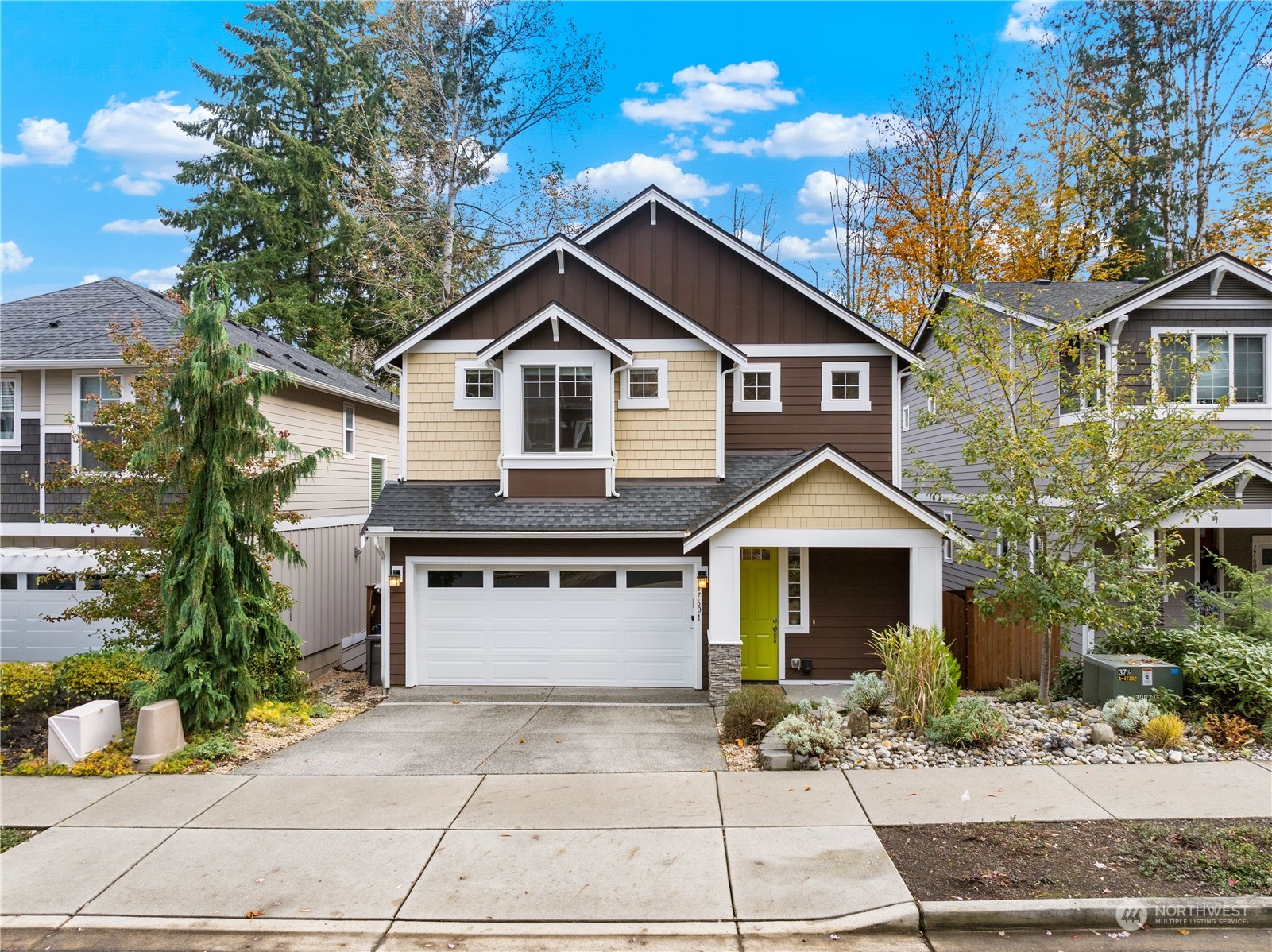 17601 3rd Avenue Southeast Bothell, WA 98012 - Photo 1 of 31 a front view of a house with a garden
