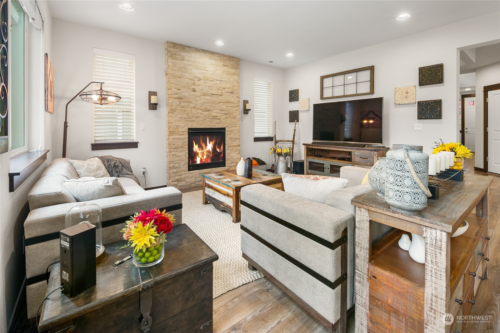 17601 3rd Avenue Southeast Bothell, WA 98012 - Photo 6 of 31 a living room with furniture and a flat screen tv