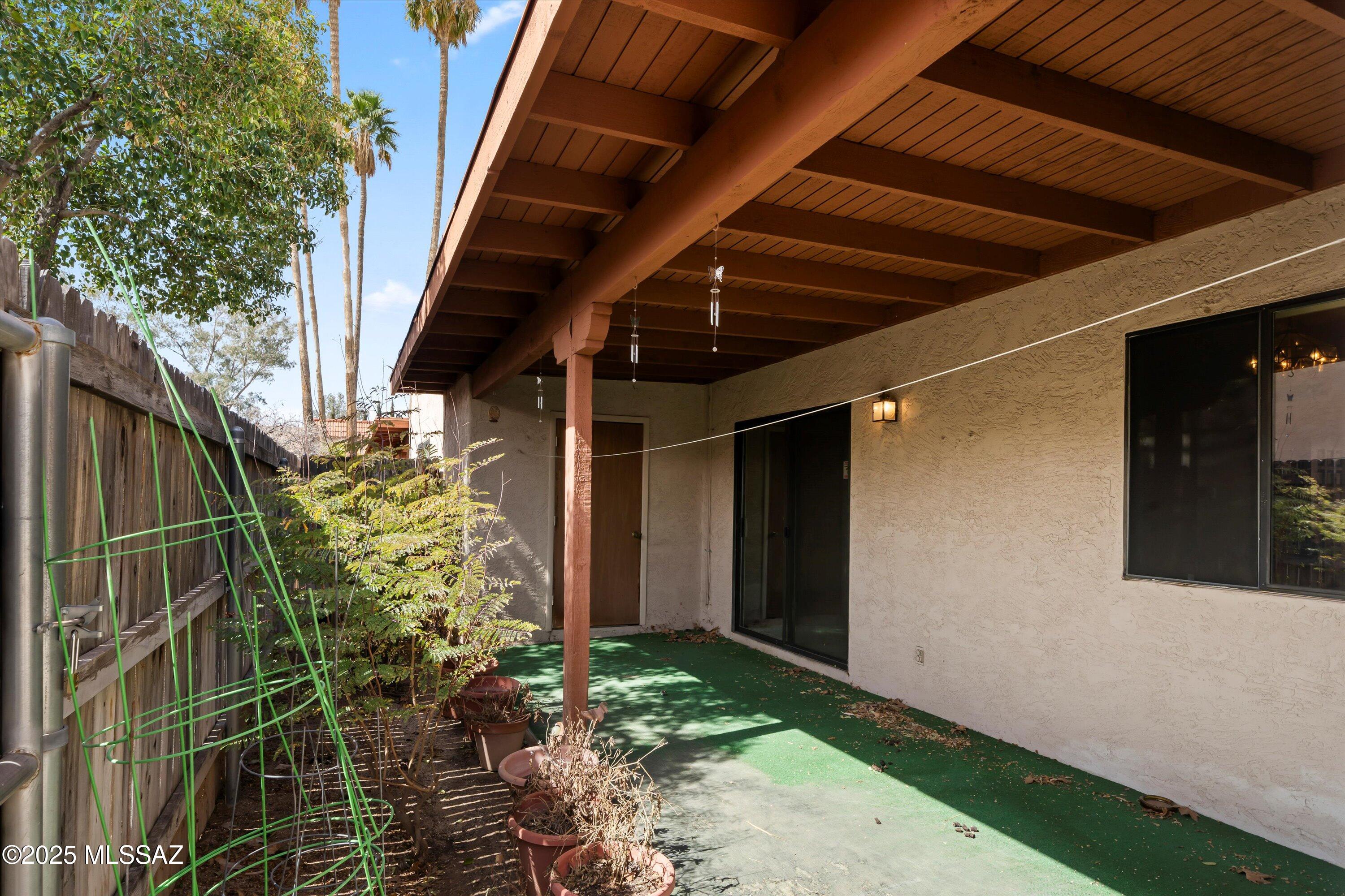 1949 North Swan Road, Unit 32 Tucson, AZ 85712 - Photo 22 of 24 Gallery Image 22