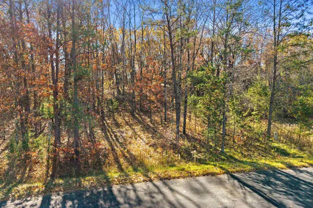 $28,900 | 1169 Brown Bear Trail, Nekoosa, WI 54457