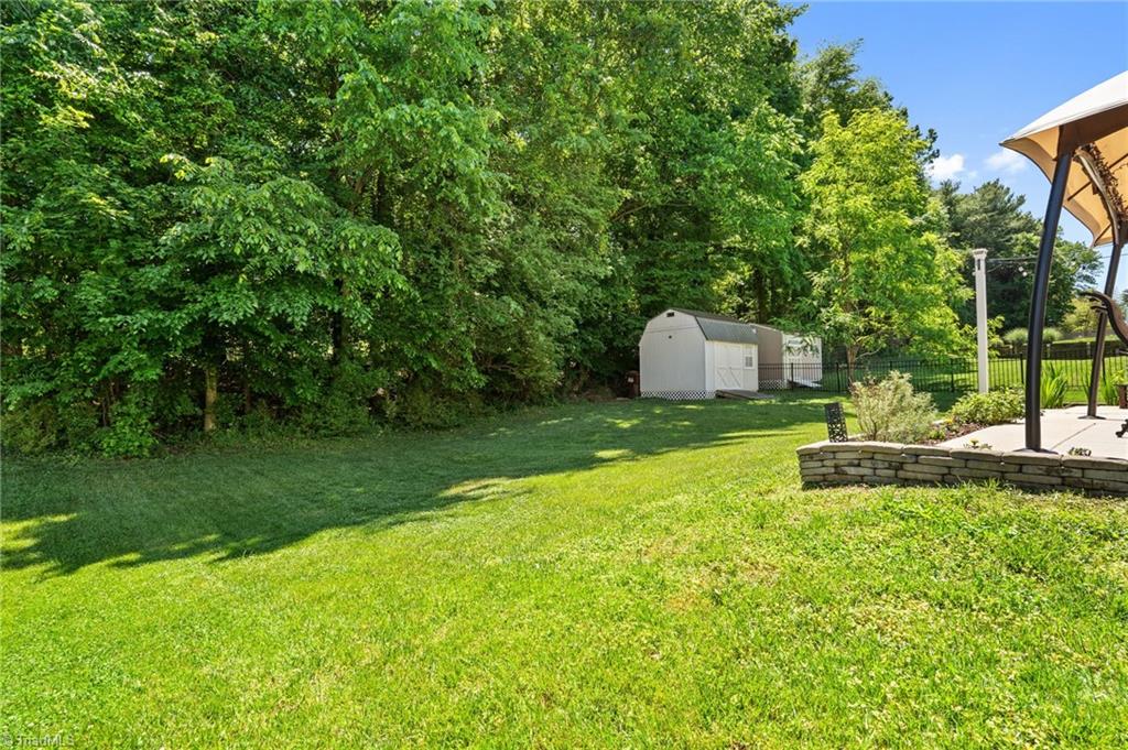 1826 Castle Gate Court High Point, NC 27265 - Photo 45 of 50 Gallery Image 45