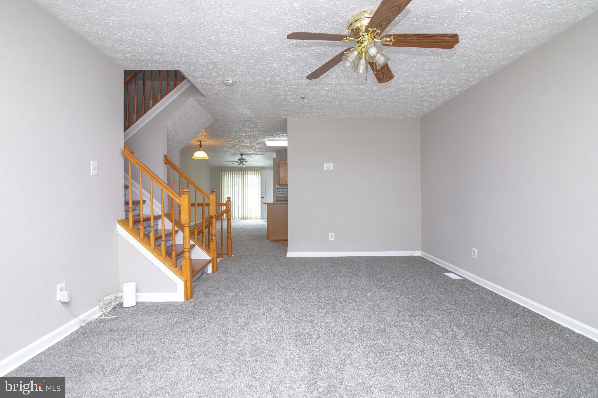 503 Buttonwoods Road Elkton, MD 21921 - Photo 3 of 25 Large Living room
