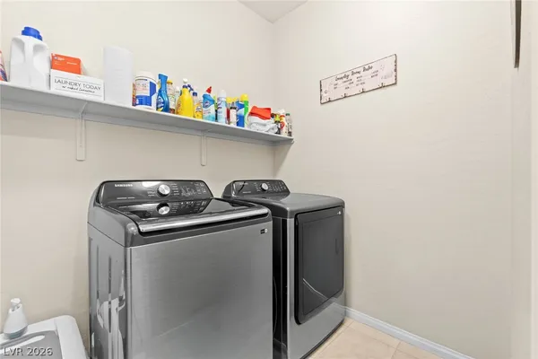 $695,000 | 664 Sostenuto Street, Henderson, NV 89011