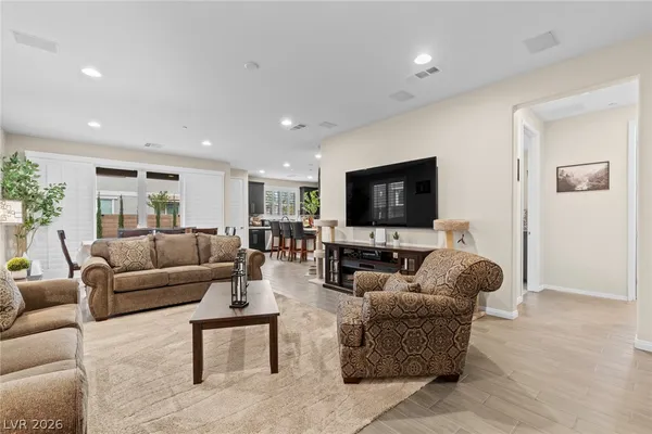 $695,000 | 664 Sostenuto Street, Henderson, NV 89011