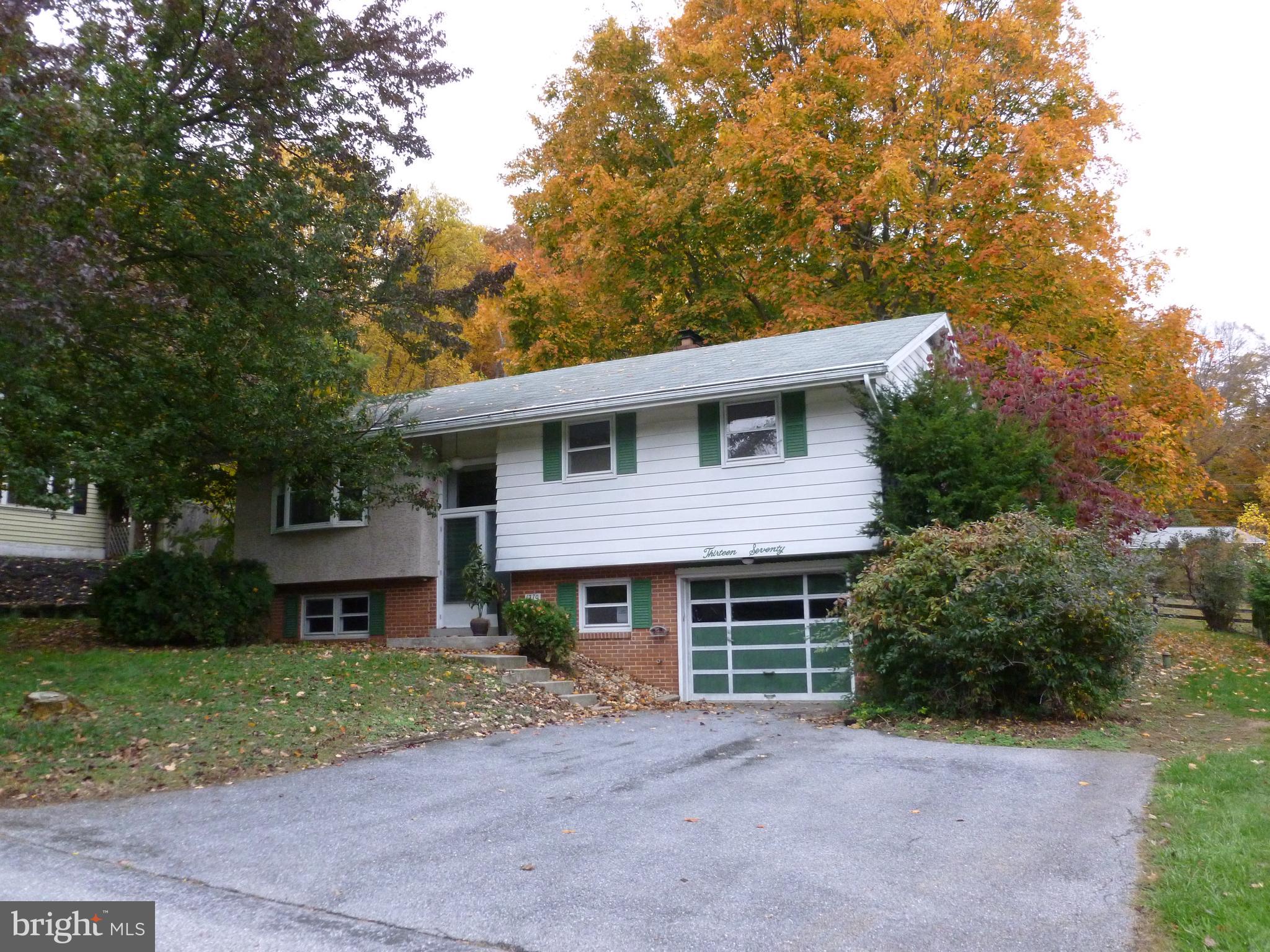 1370 Villa Road Lancaster, PA 17601 - Photo 1 of 27
