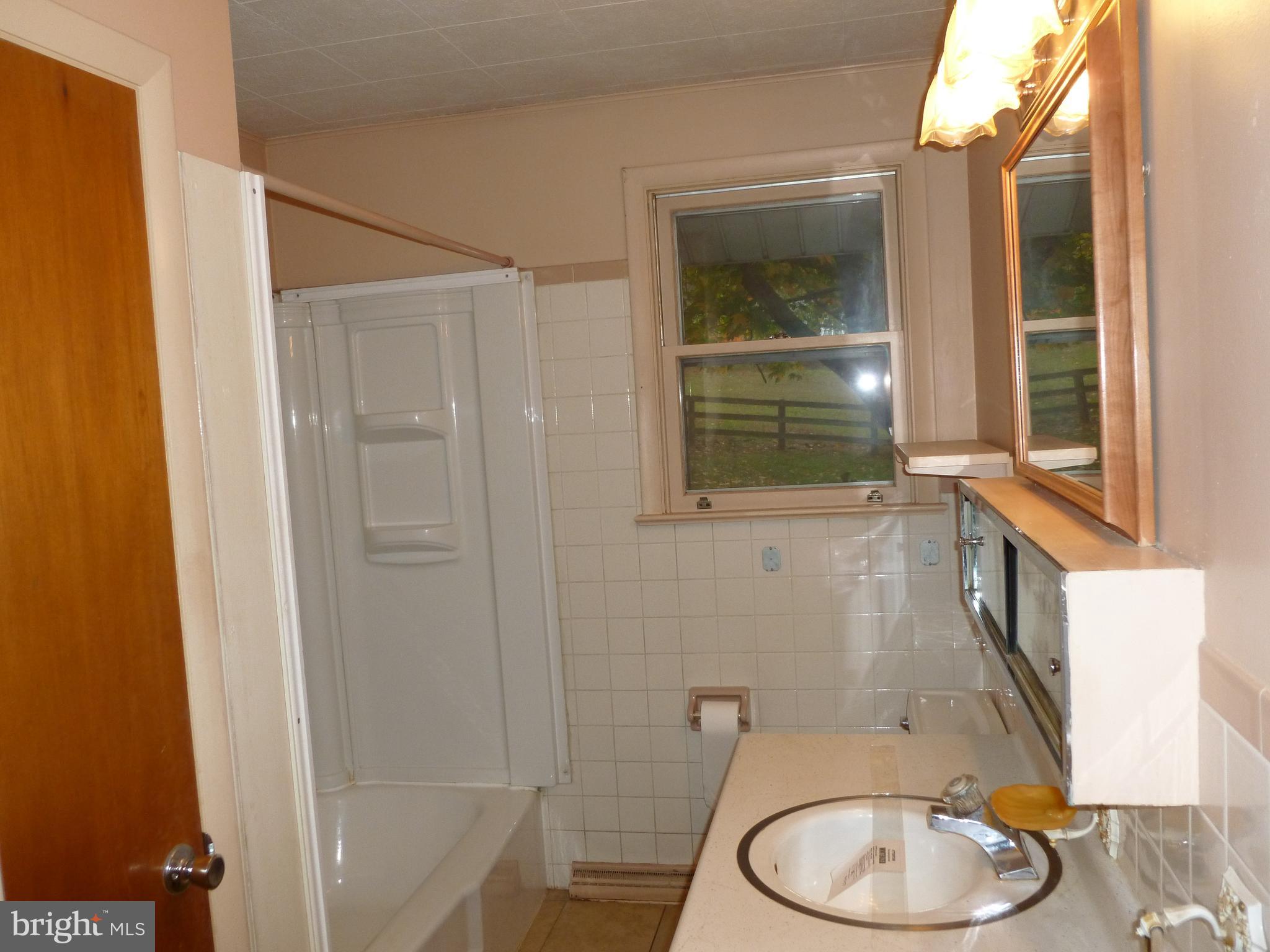 1370 Villa Road Lancaster, PA 17601 - Photo 16 of 27