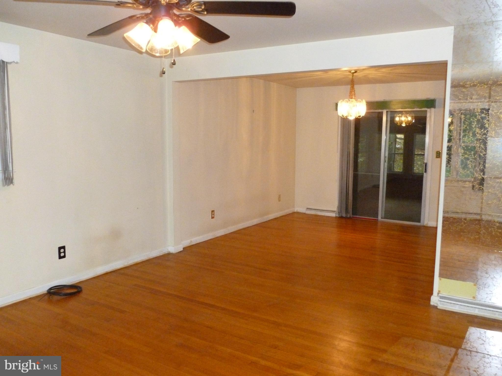 1370 Villa Road Lancaster, PA 17601 - Photo 5 of 27