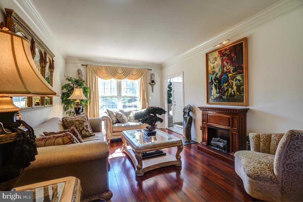14201 Schaeffer Road Boyds, MD 20841 - Photo 11 of 49 Gallery Image 11