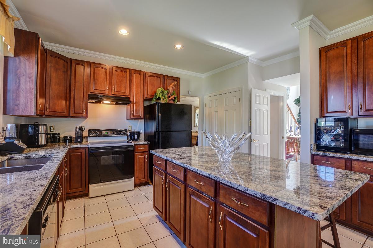 14201 Schaeffer Road Boyds, MD 20841 - Photo 14 of 49 Gallery Image 14