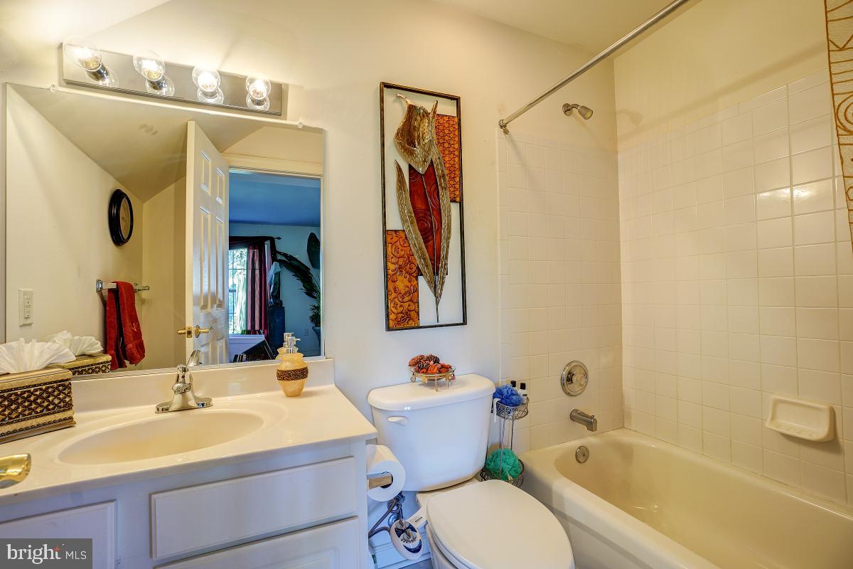 14201 Schaeffer Road Boyds, MD 20841 - Photo 41 of 49 Gallery Image 41