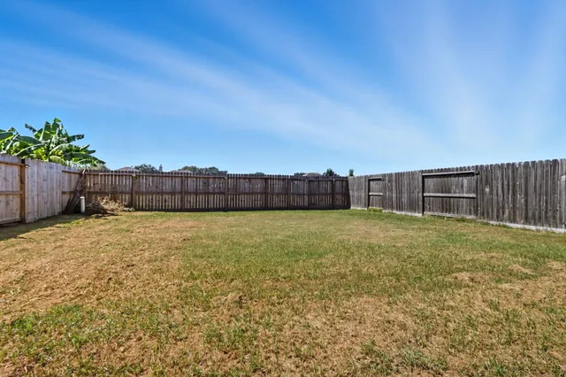 $299,000 | 20239 Evening Primrose Lane, Tomball, TX 77375