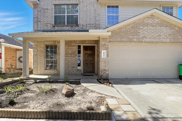 $299,000 | 20239 Evening Primrose Lane, Tomball, TX 77375