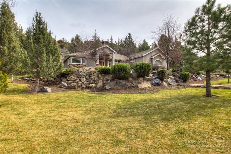 2277 Northwest Putnam Road Bend, OR 97703 - Photo 3 of 25 Additional Photo
