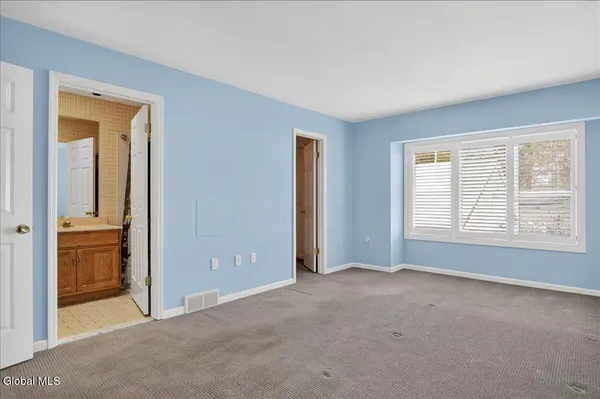 $939,900 | 3 South Collins Terrace, Saratoga Springs, NY 12866