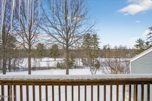 $939,900 | 3 South Collins Terrace, Saratoga Springs, NY 12866