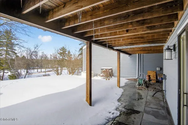 $939,900 | 3 South Collins Terrace, Saratoga Springs, NY 12866