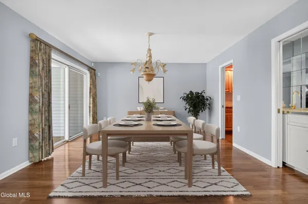 $939,900 | 3 South Collins Terrace, Saratoga Springs, NY 12866