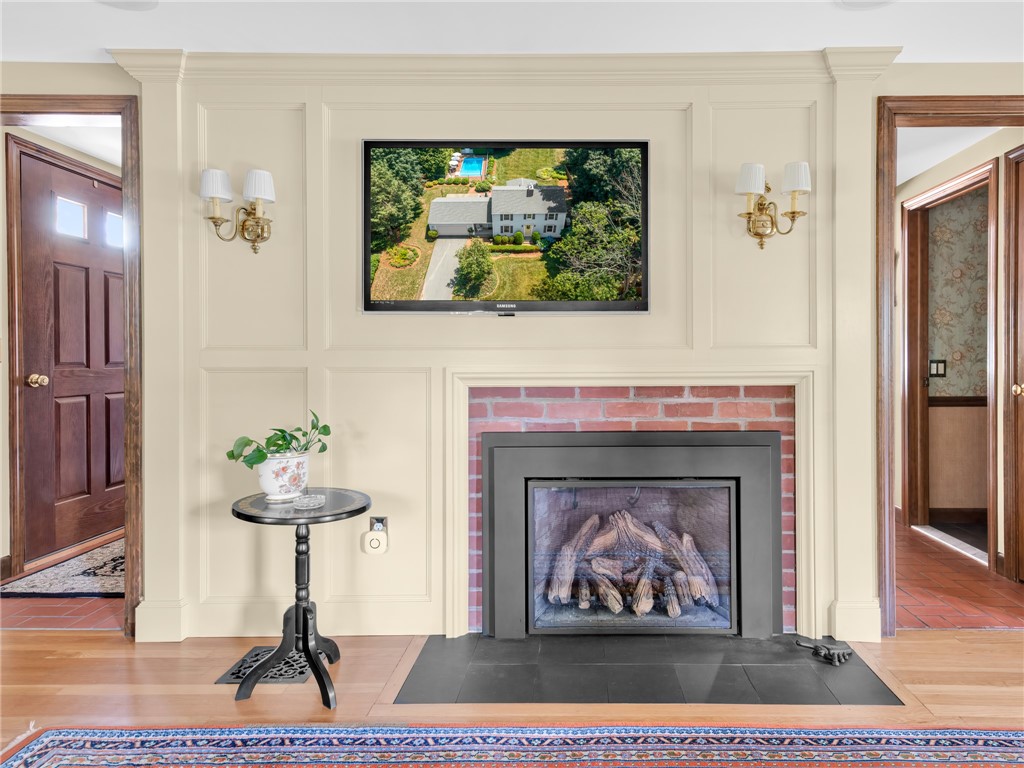 10 Ridgefield Drive East Greenwich, RI 02818 - Photo 21 of 38