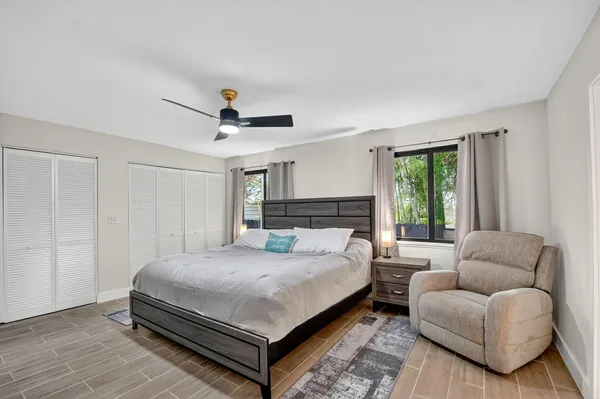 $4,000 | 5008 Parker Avenue, West Palm Beach, FL 33405