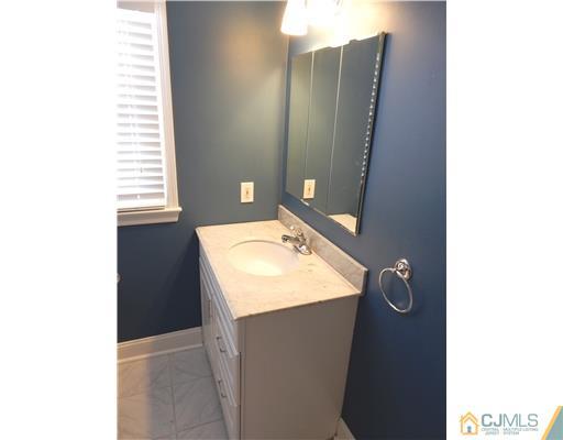 30 Maiden Way Colonia, NJ 07067 - Photo 13 of 20 Gallery Image 13