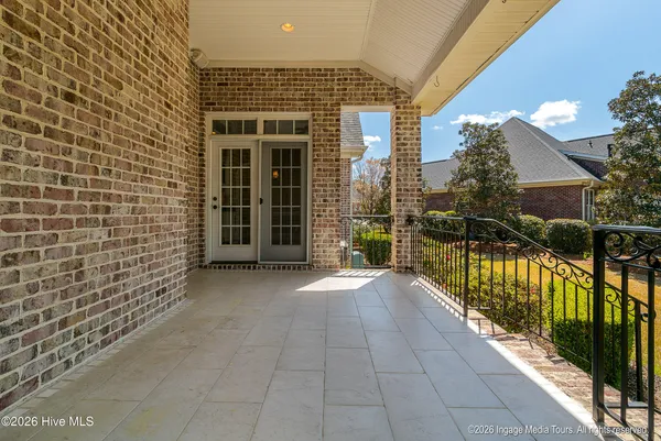 $619,900 | 2089 Cornerstone Drive, Winterville, NC 28590