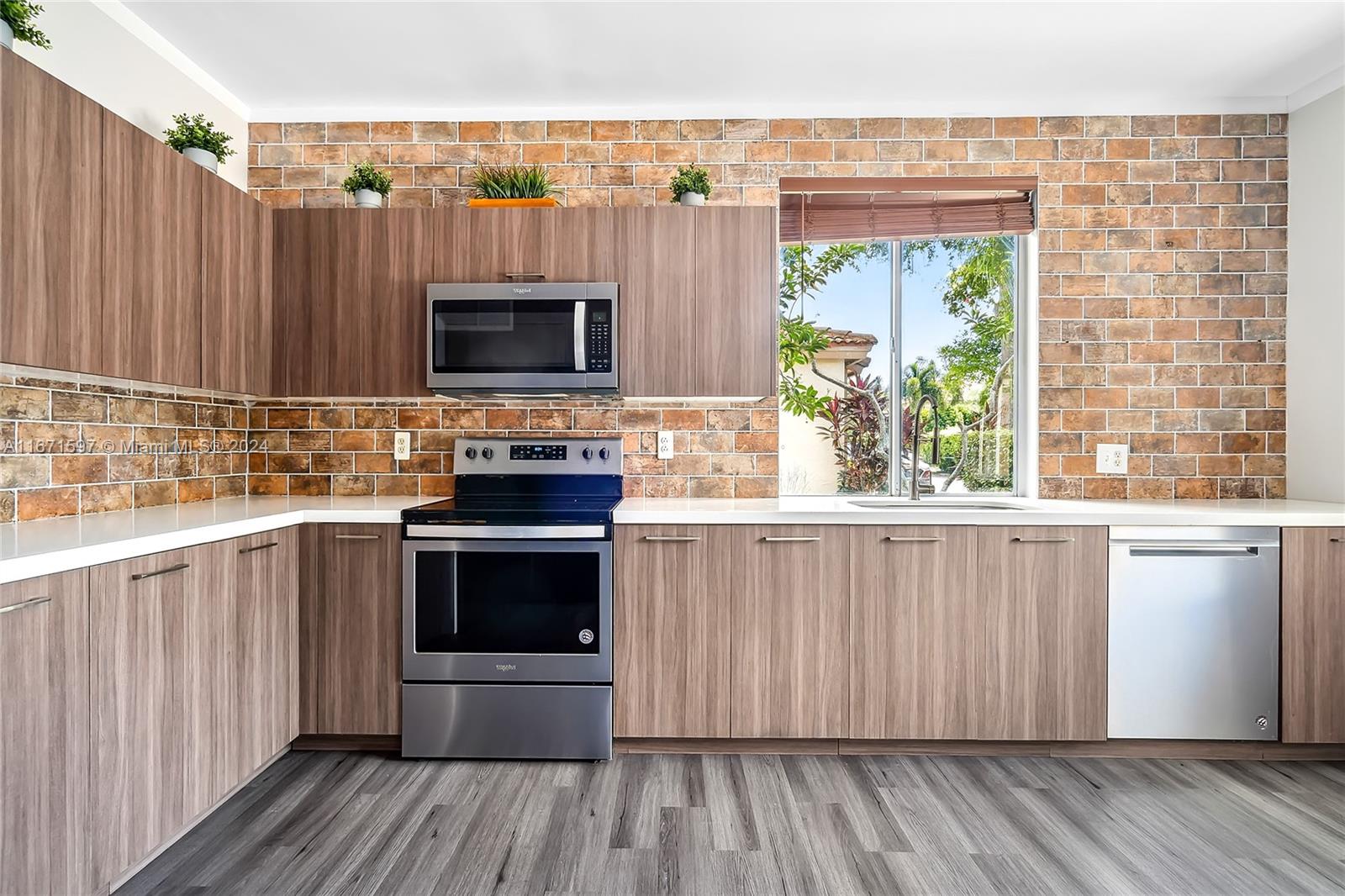 6789 Via Regina Boca Raton, FL 33433 - Photo 17 of 69 Gallery Image 17