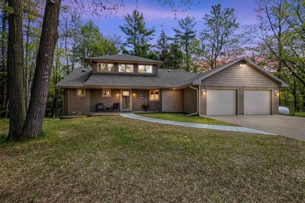 $589,000 | N4558 Glacier Trail, Marion, WI 54950
