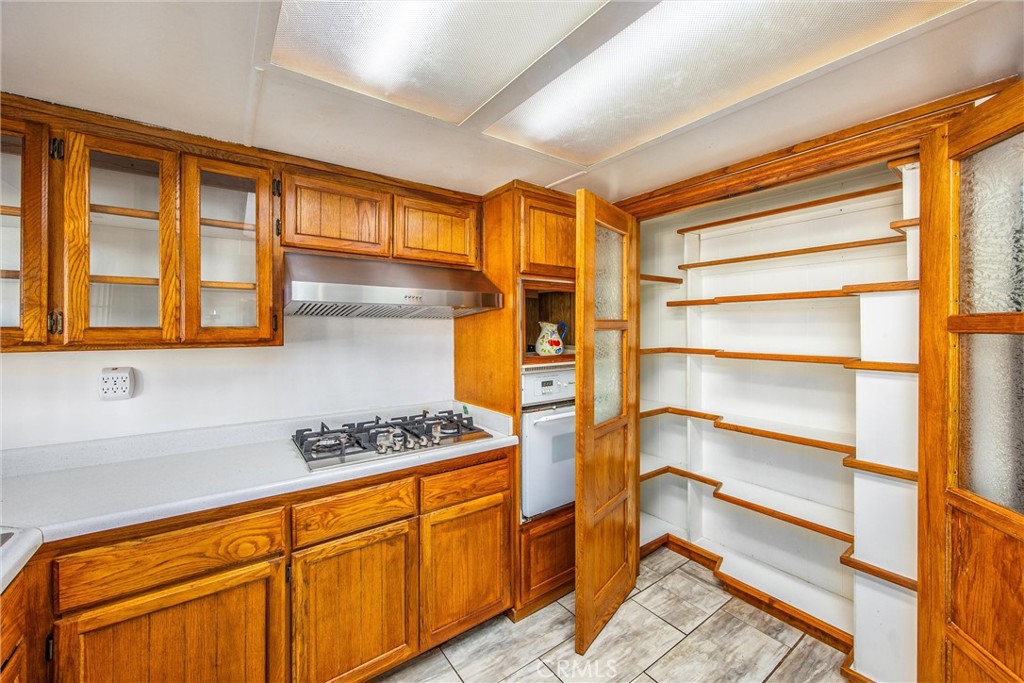 626 North Dearborn Street, Unit 56 Redlands, CA 92374 - Photo 12 of 30