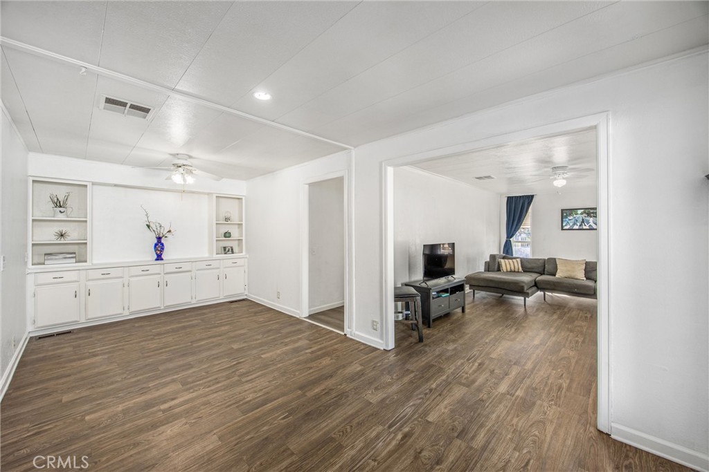 626 North Dearborn Street, Unit 56 Redlands, CA 92374 - Photo 8 of 30