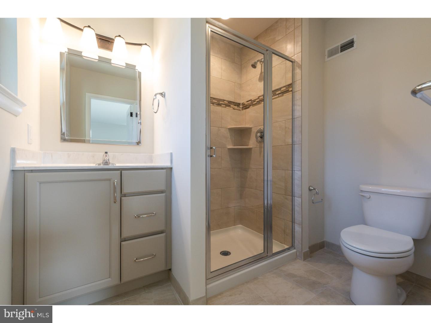 117 Lewis Road Havertown, PA 19083 - Photo 19 of 25
