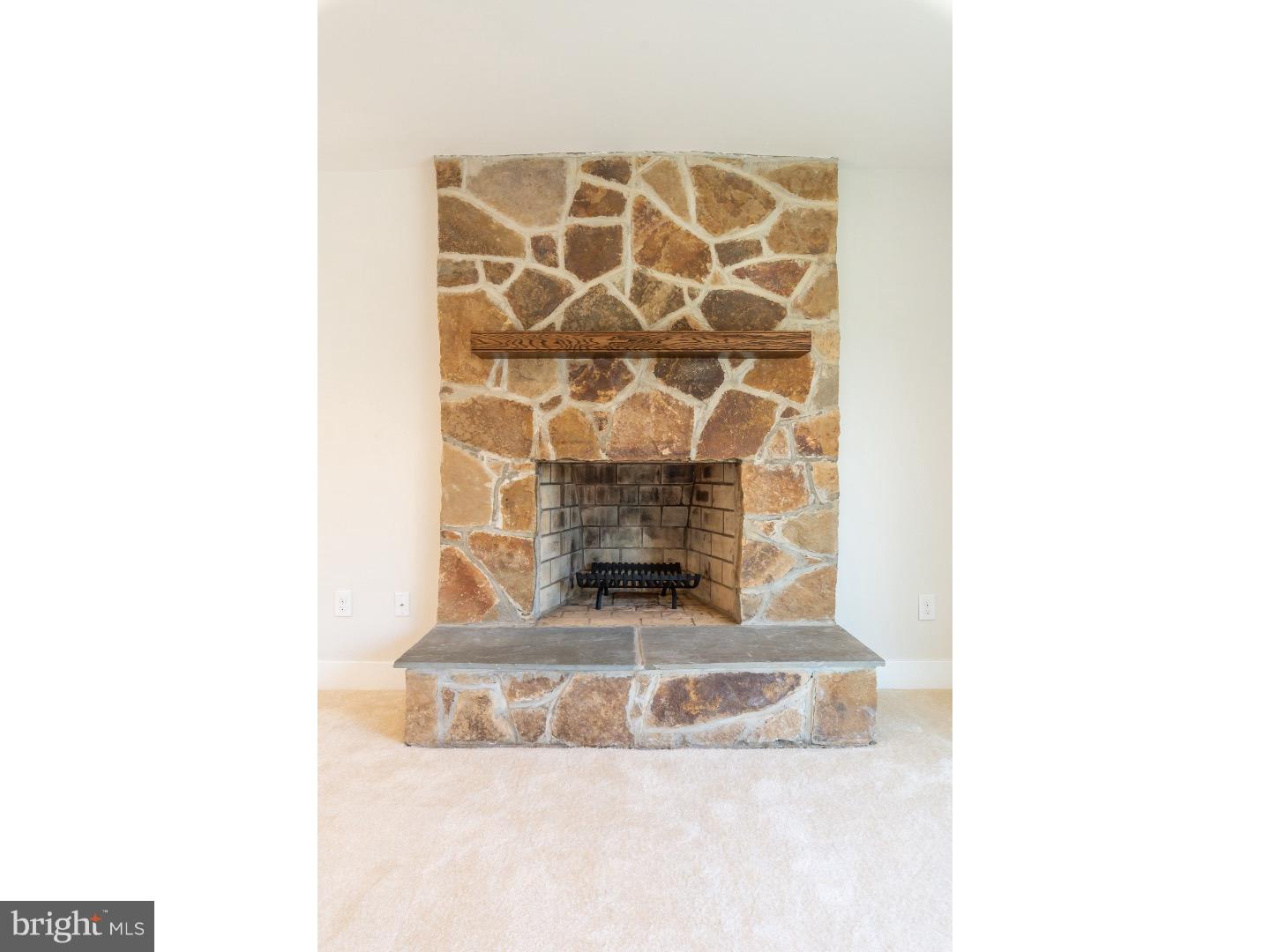117 Lewis Road Havertown, PA 19083 - Photo 7 of 25