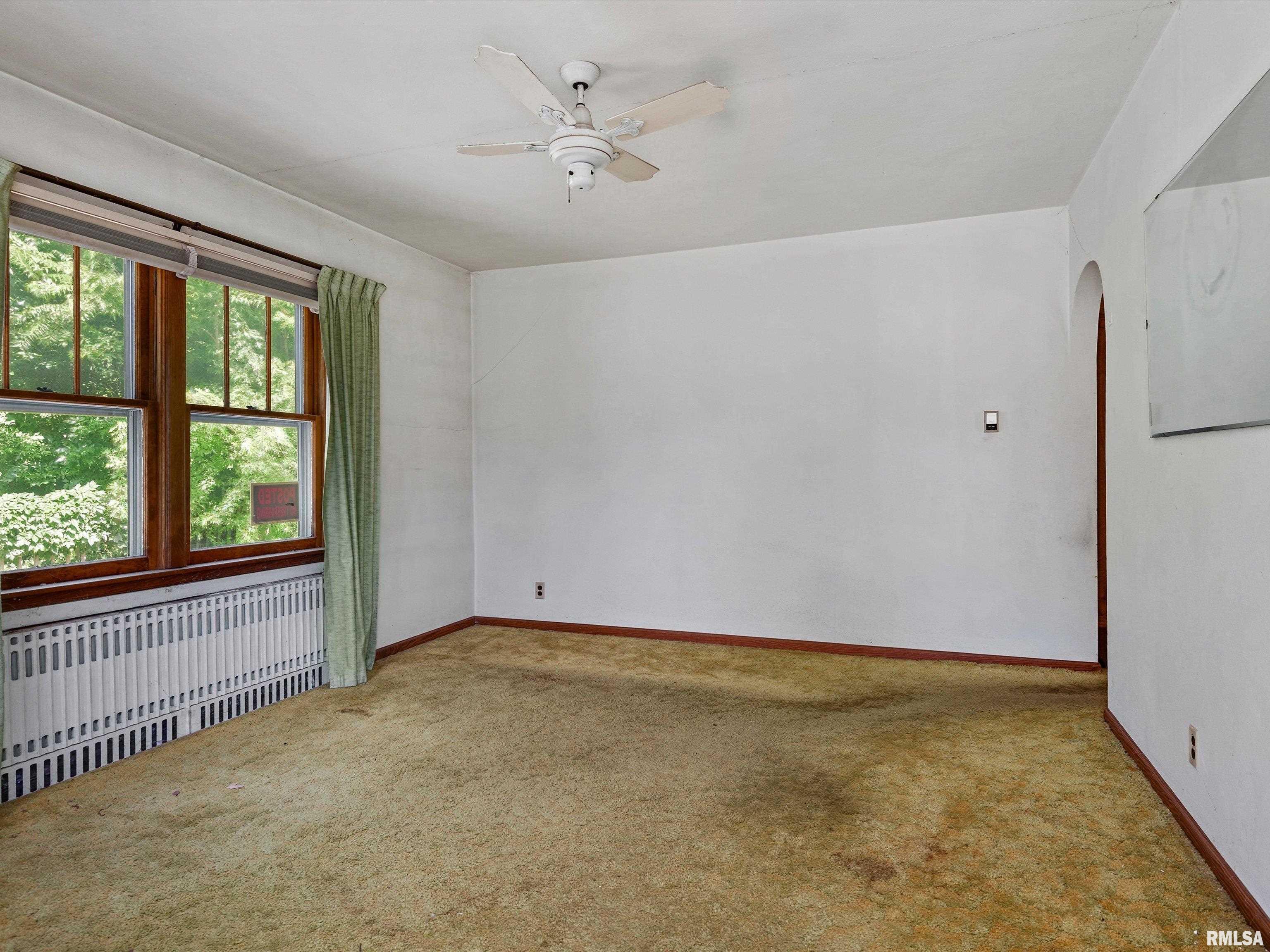 609 Wood Avenue Springfield, IL 62702 - Photo 5 of 30
