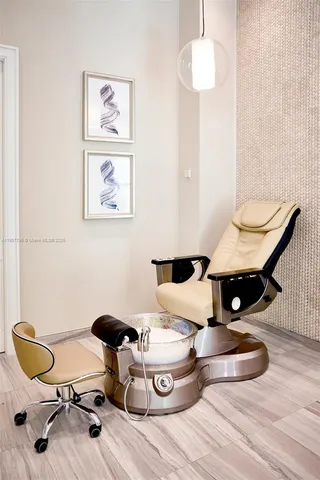 $3,100,000 | 789 Crandon Boulevard, Unit 1005, Key Biscayne, FL 33149