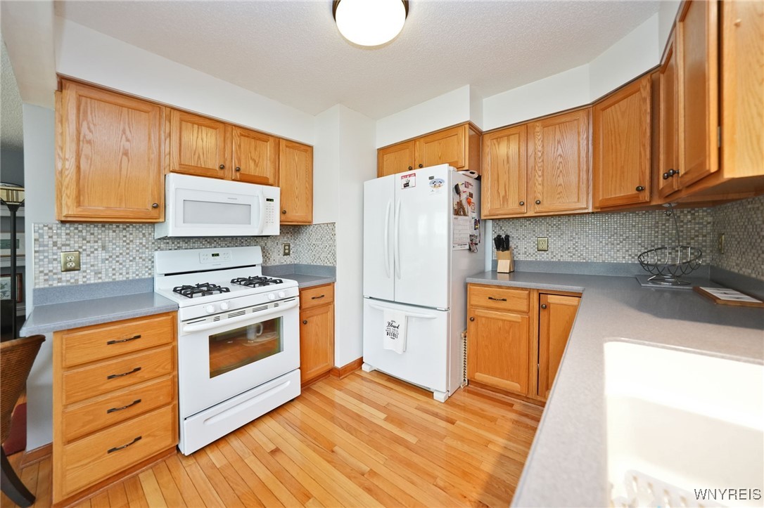 17 Old Mill Circle Elma, NY 14059 - Photo 13 of 42