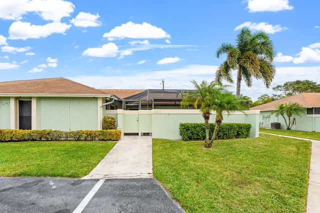 $369,000 | 114 Bent Arrow Drive, Unit C, Jupiter, FL 33458