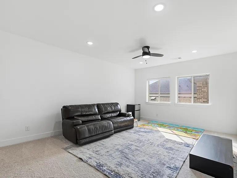 6844 Verandah Way Irving, TX 75039 - Photo 11 of 24 a living room with furniture and a window