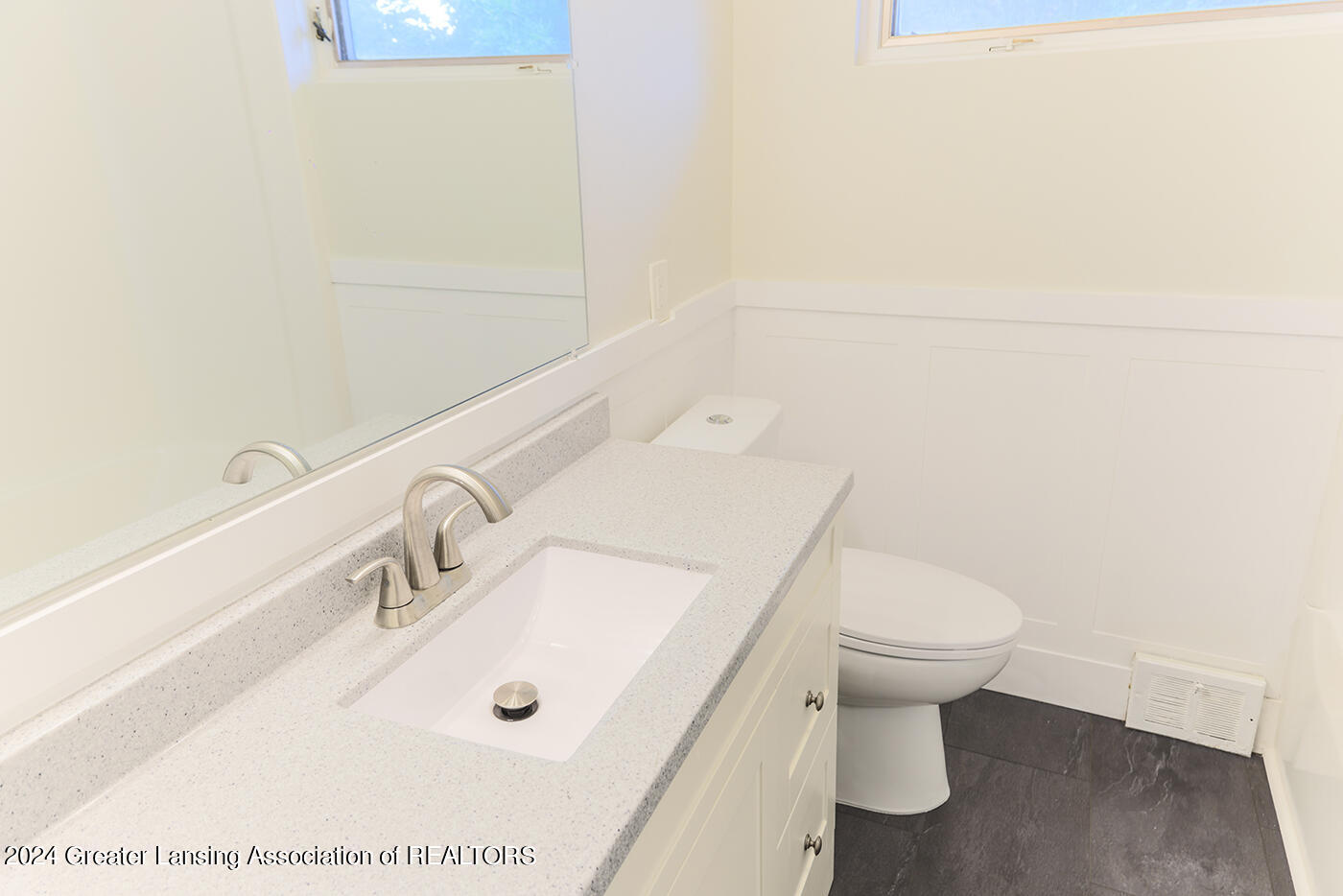 1218 Gould Road Lansing, MI 48917 - Photo 16 of 40 _DPH4793