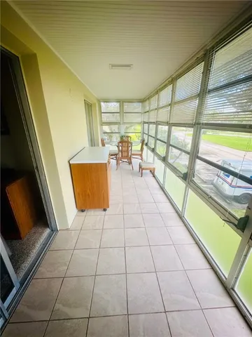 $1,600 | 8 Vista Palm Lane, Unit 202, Vero Beach, FL 32962