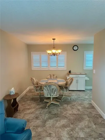 $1,600 | 8 Vista Palm Lane, Unit 202, Vero Beach, FL 32962