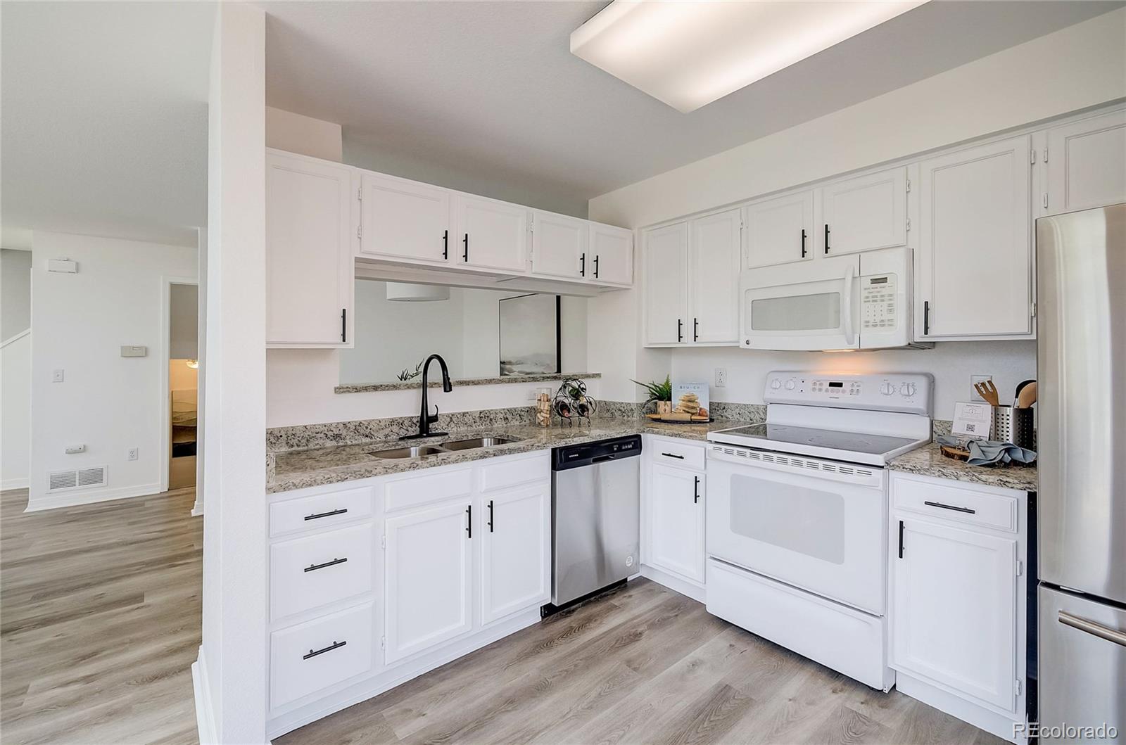 5138 Buckingham Road Boulder, CO 80301 - Photo 8 of 25 Gallery Image 8