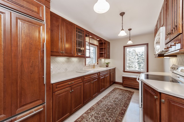 77 Church Road Winnetka, IL 60093 - Photo 4 of 19
