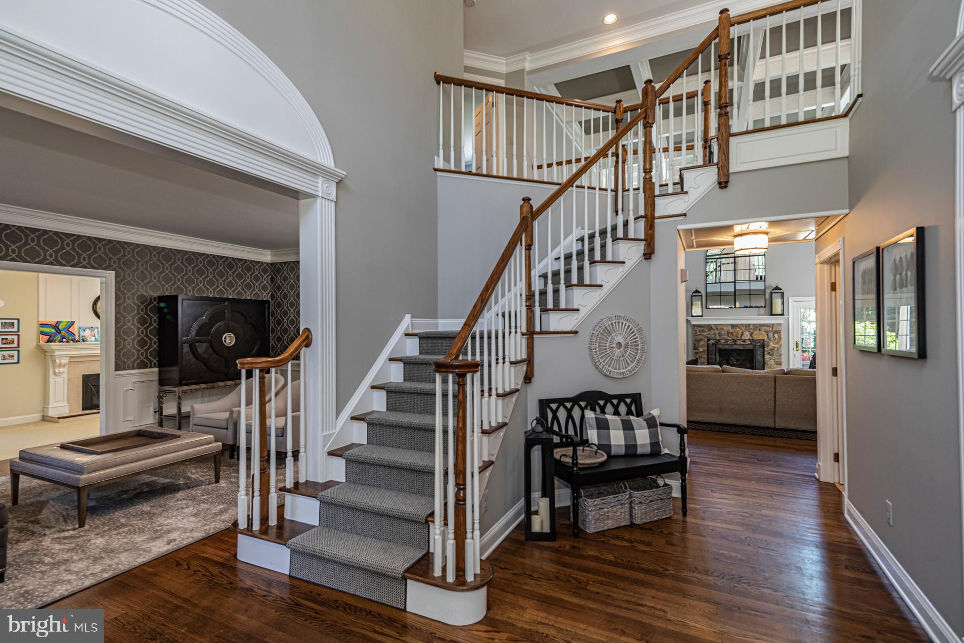 129 Stone Cliff Road Princeton, NJ 08540 - Photo 3 of 27