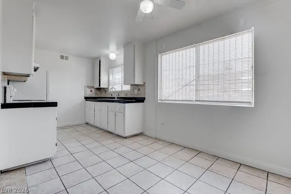 $1,095 | 3237 Arlene Way, Unit 3, Las Vegas, NV 89108
