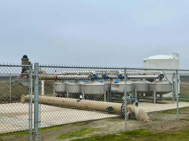 a room with lots of chairs