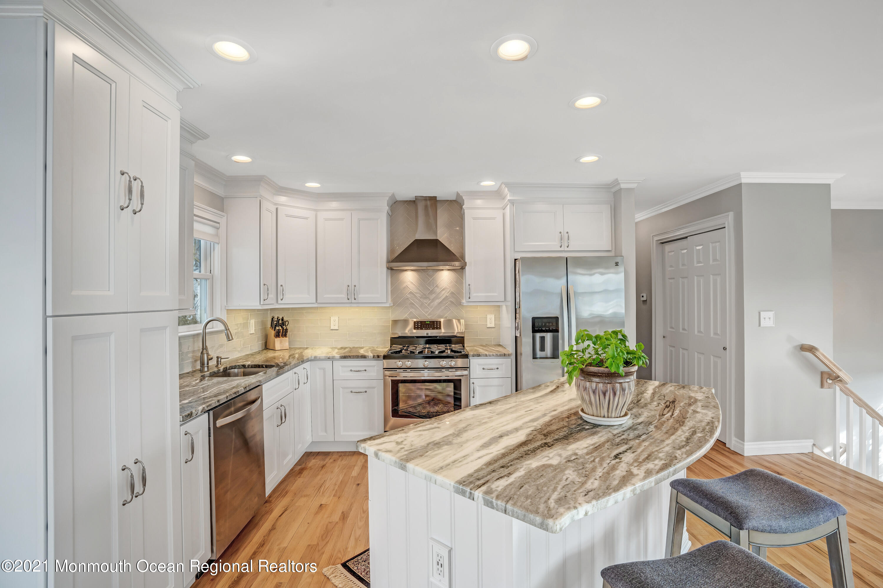 118 Valley Road Neptune Township, NJ 07753 - Photo 34 of 53 DSC02855