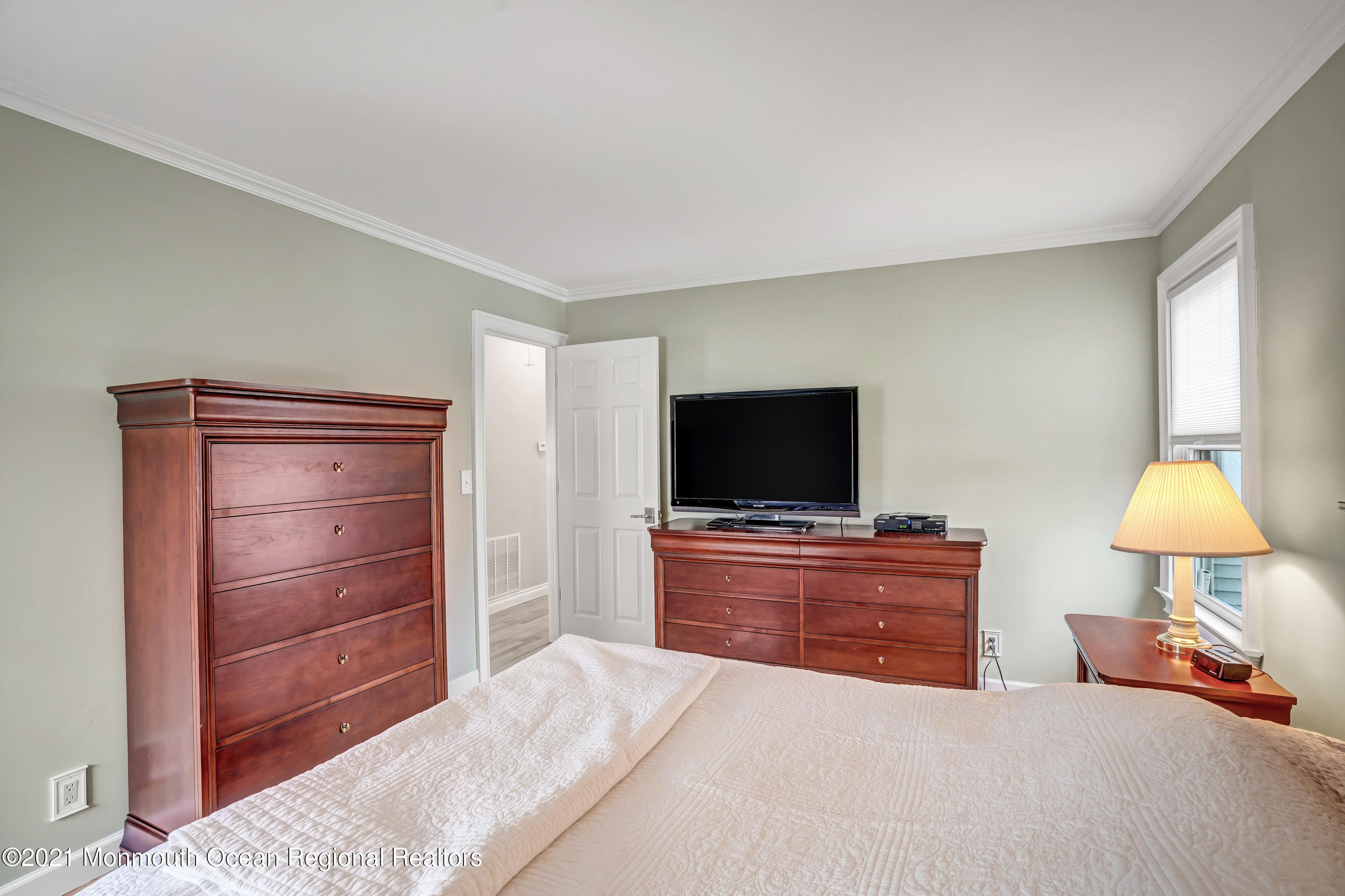 118 Valley Road Neptune Township, NJ 07753 - Photo 42 of 53 DSC02755