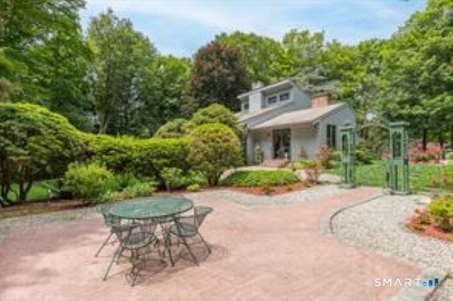 29 Pease Road Woodbridge, CT 06525 - Photo 9 of 19