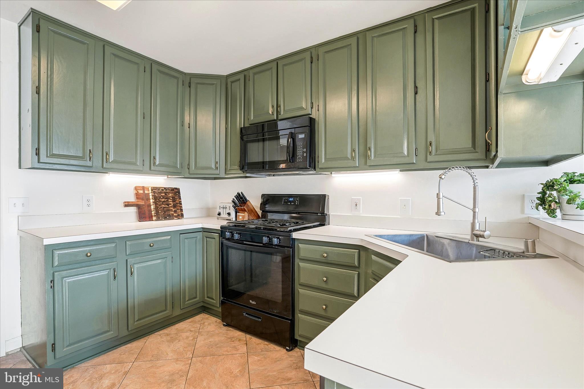 2379 Bear Den Road Frederick, MD 21701 - Photo 20 of 64 Kitchen with Plenty of Cabinet Space
