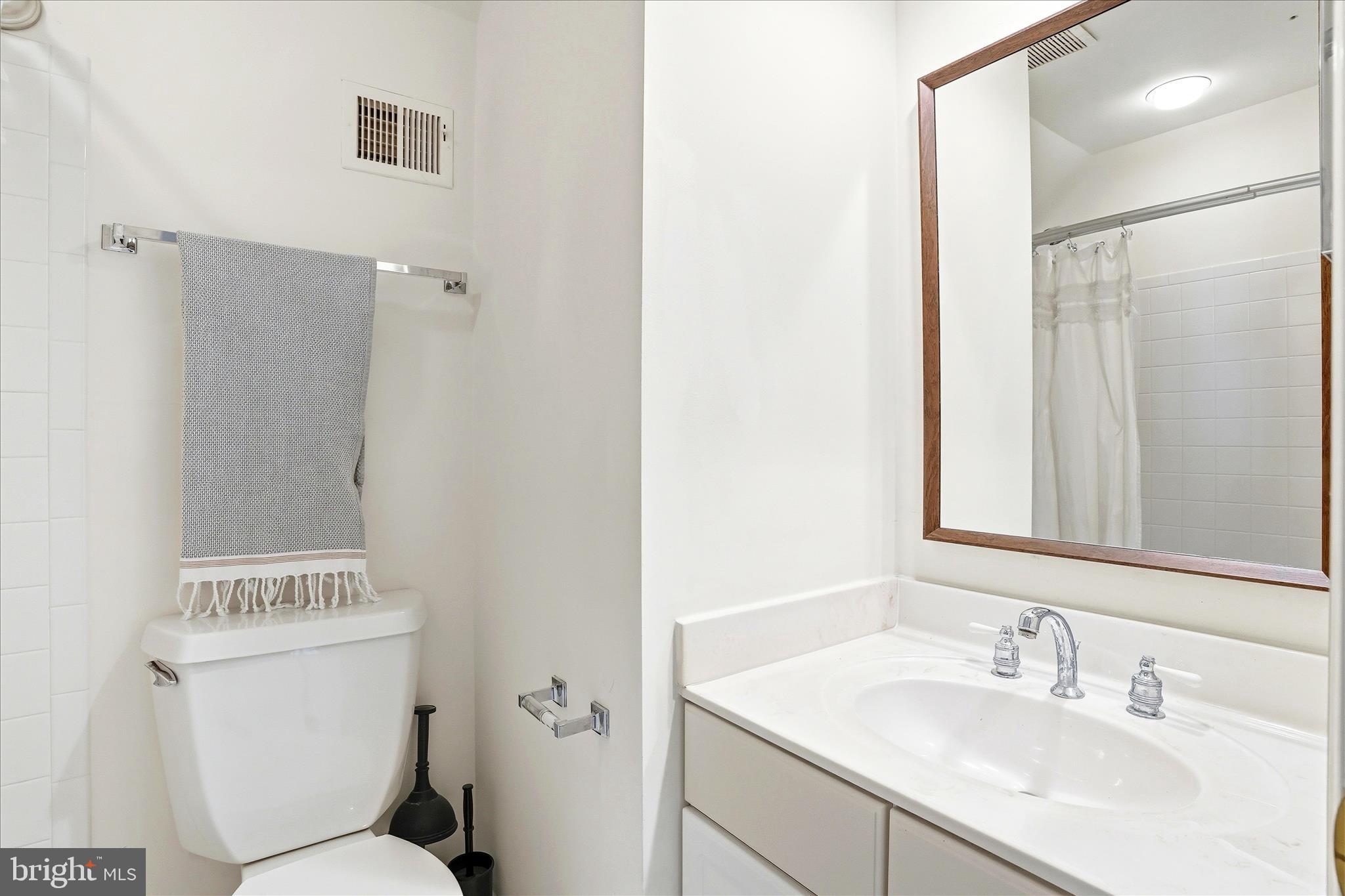 2379 Bear Den Road Frederick, MD 21701 - Photo 44 of 64 Upper Level Shared Full Bath